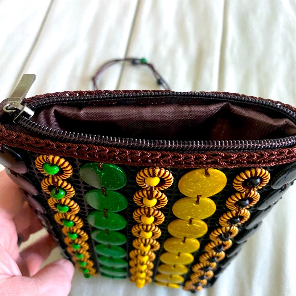 Jamaican embelished fun cossbody bag - Picture 3 of 4